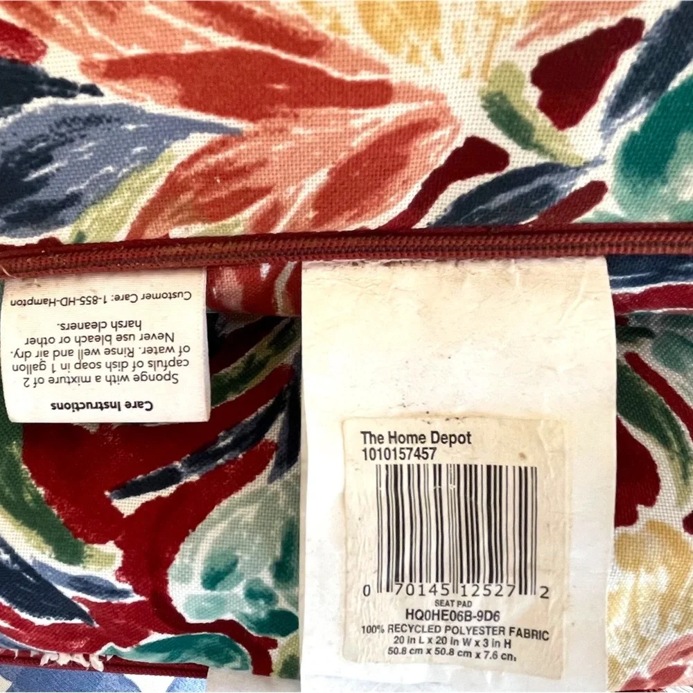 Outdoor Seating Pad/Cushion Hampton Bay Chili Floral
